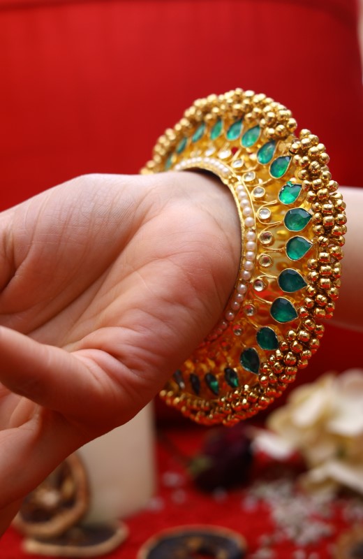 BANGLES BRASS GOLD PLATED COLOUR GOLD SIZE ADJUSTABLE / FREE SIZE - KKD-359 BANGLES BRASS GOLD PLATED COLOUR GOLD SIZE ADJUSTABLE / FREE SIZE - KKD-359