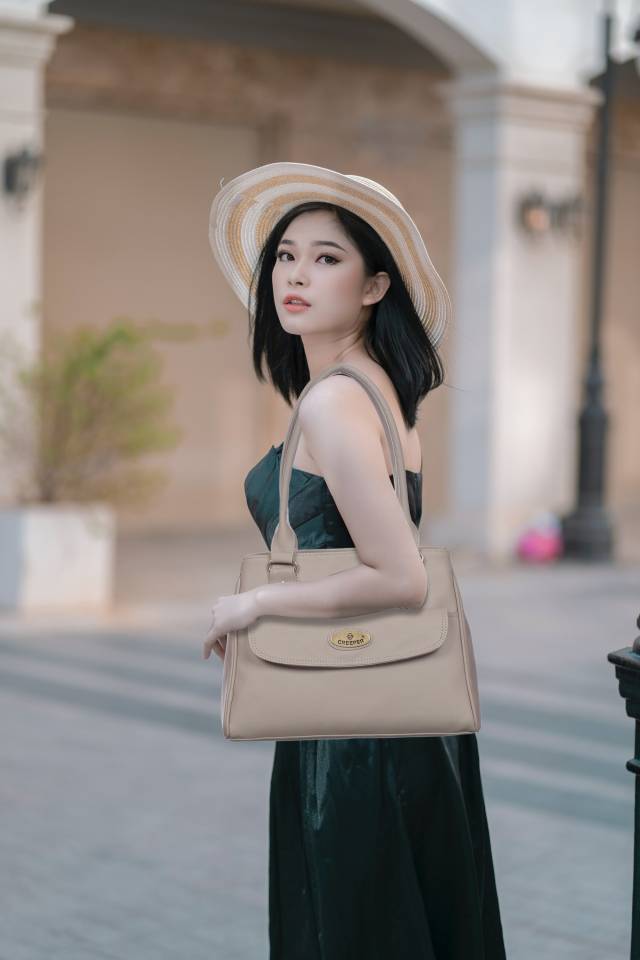 women-stylish-trendy-collage-casual-formal-office-must-have-original-imag5erzzf9kxdf6
